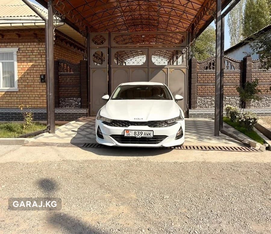 Kia K5 2021, Ош