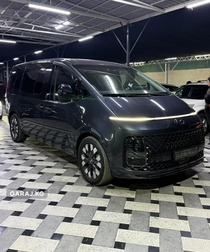 Hyundai Staria 2021, Ош