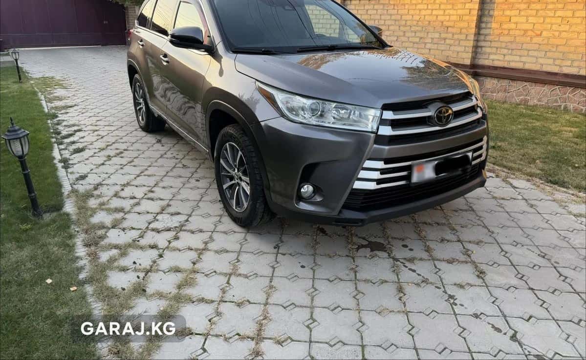 Toyota Highlander 2018, Бишкек