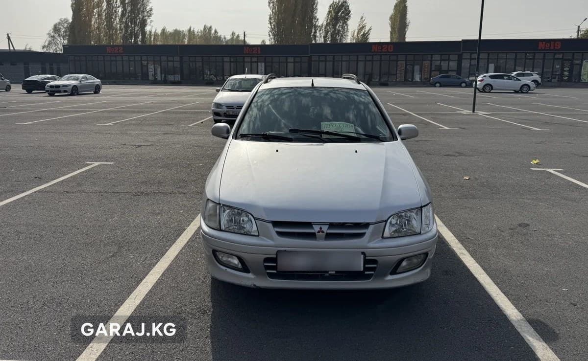 Mitsubishi Space Star 2001, Ош