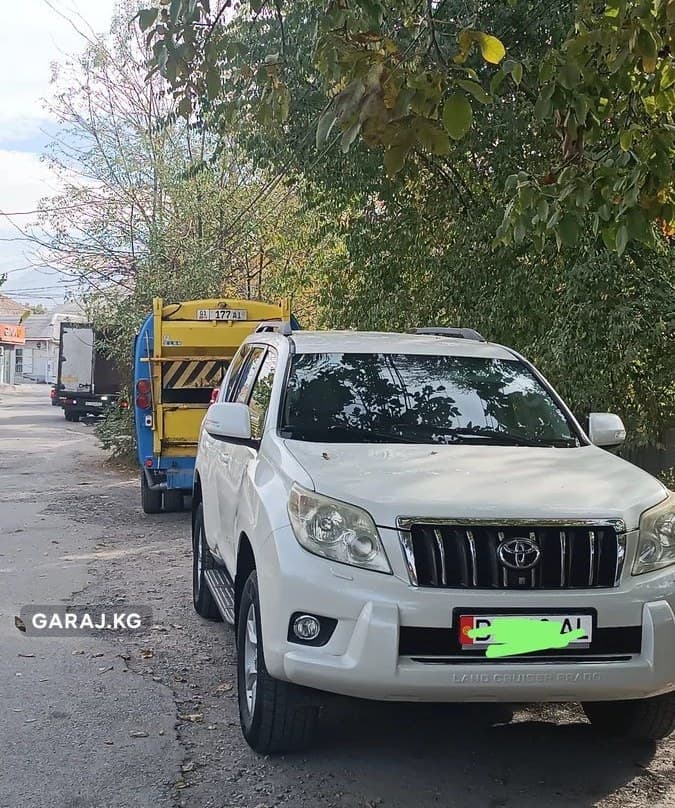 Toyota Land Cruiser Prado 150 2012, Бишкек