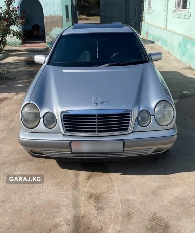 Mercedes-Benz E-Class 1996, с. Каинды