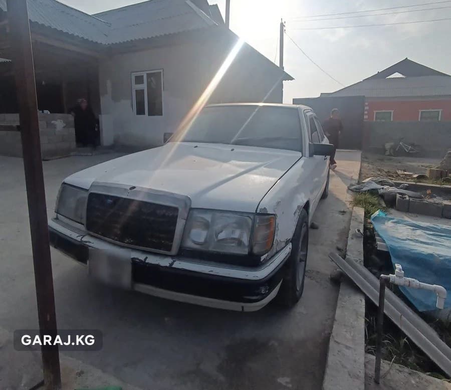 Mercedes-Benz E-Class 1991, Кадамжай