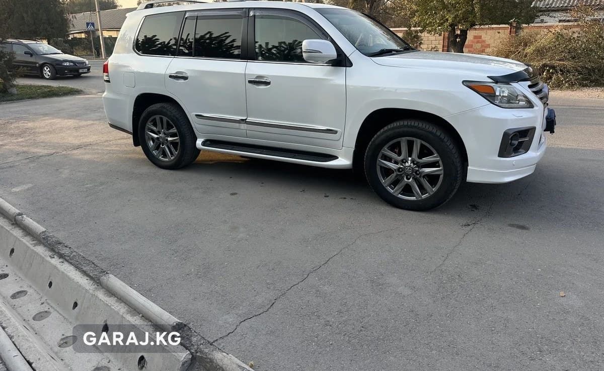 Lexus LX 2012, Кант
