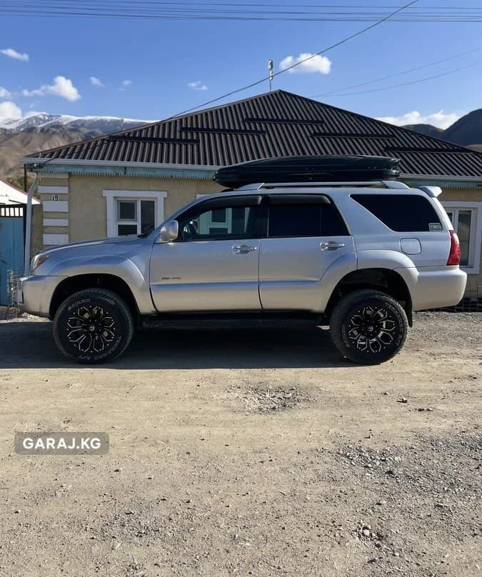 Toyota 4Runner 2006, Нарын