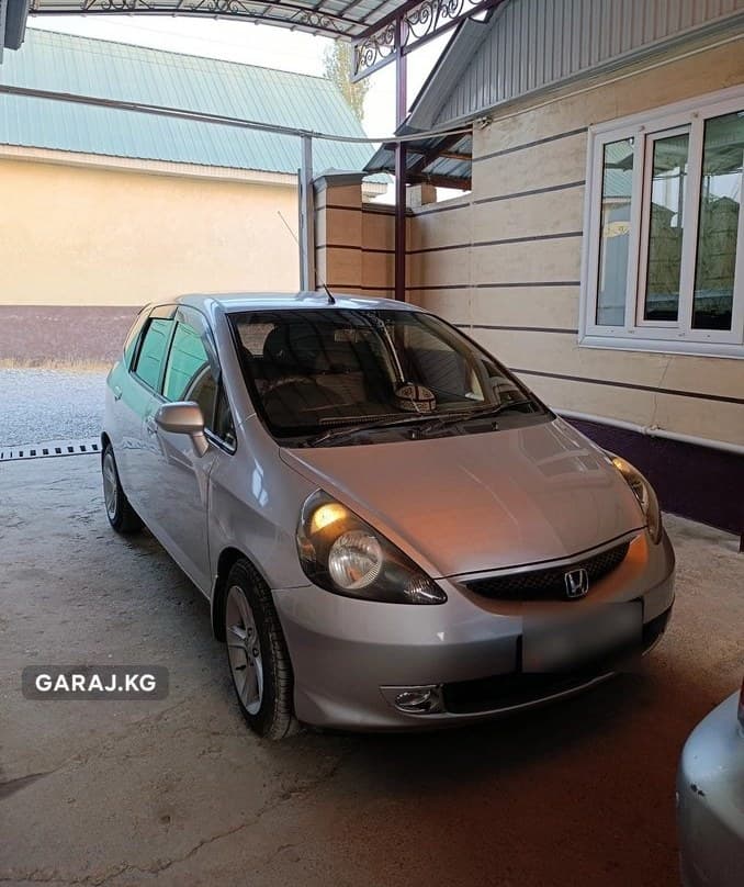 Honda Fit 2003, Базар-Коргон