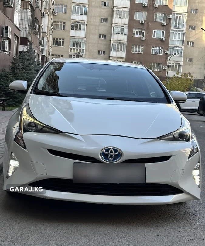 Toyota Prius 2016, Бишкек