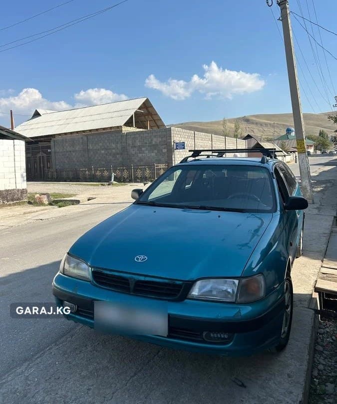 Toyota Carina 1997, с. Багыш