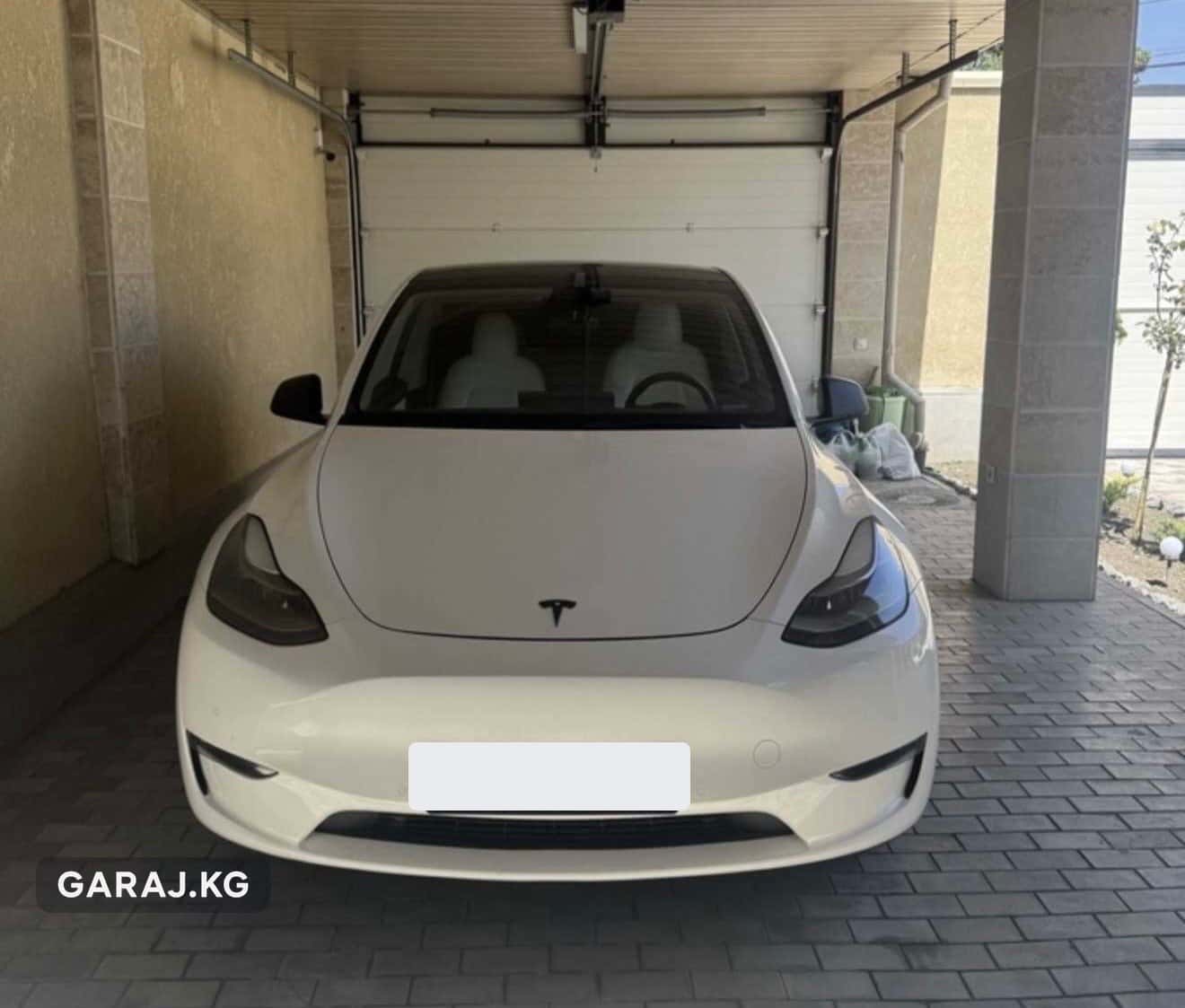 Tesla Model Y 2021, Бишкек