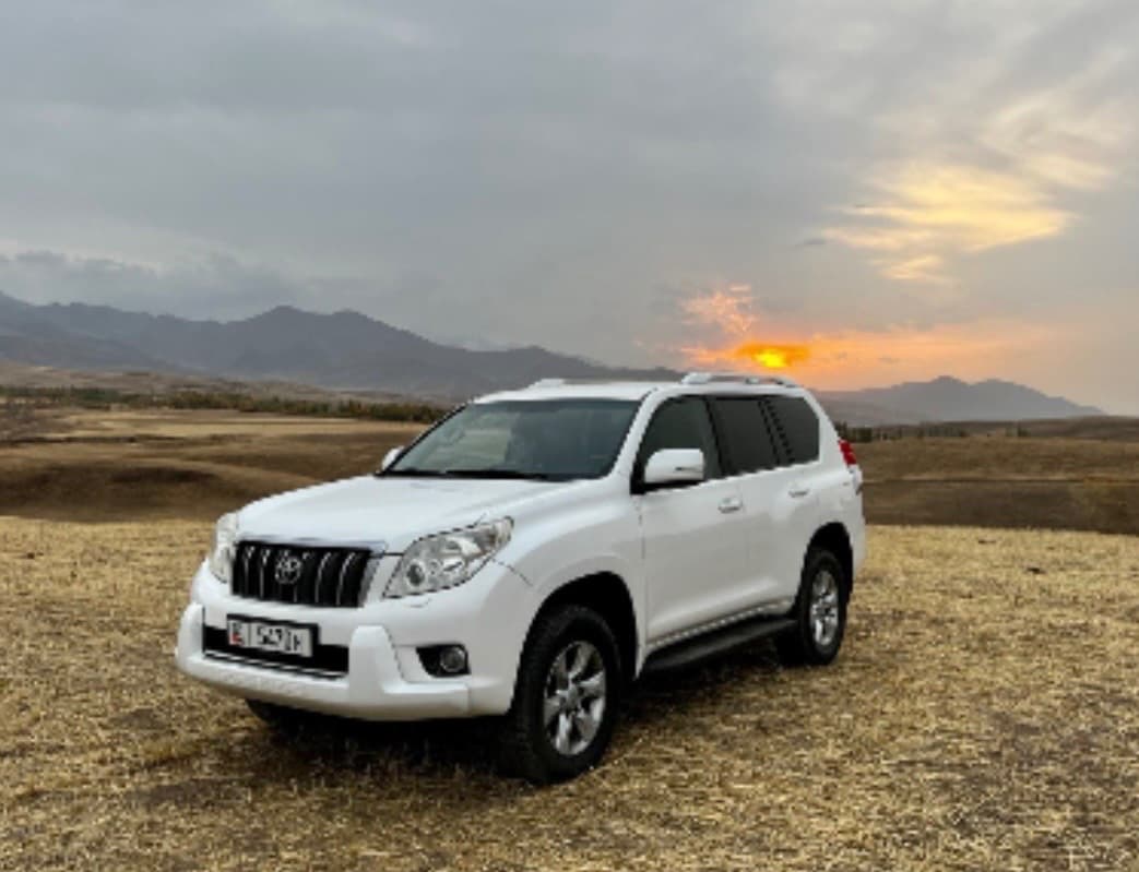 Toyota Land Cruiser Prado 150 2011, Бишкек